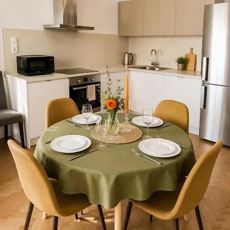 Apartment Guests Favorite *